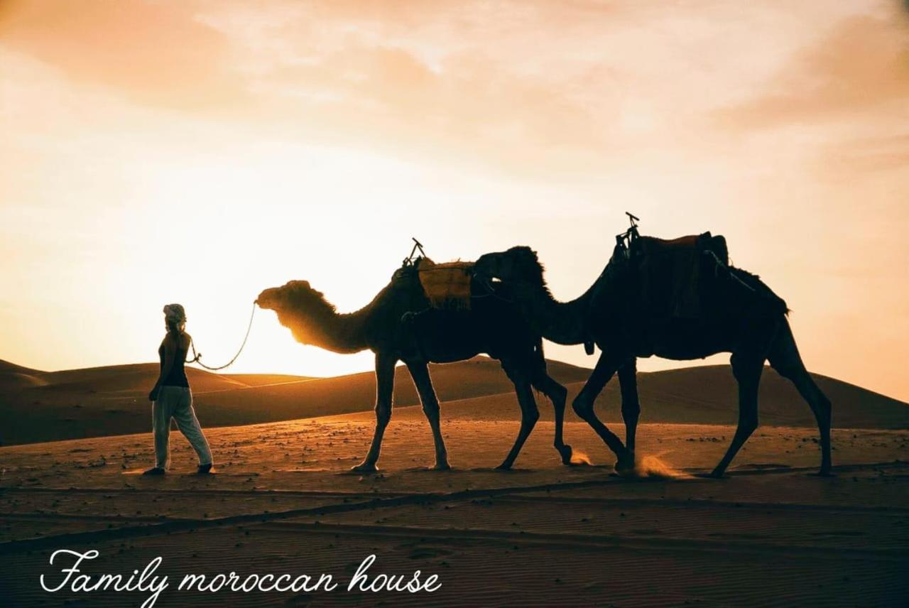 Family Moroccan House Merzouga Exteriör bild